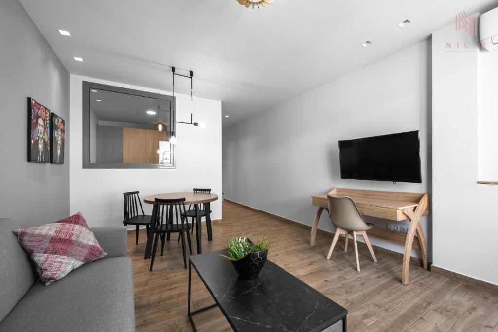 Big Apple Aprts, Nilie Hospitality Mgmt Apartment Salonic Exterior foto